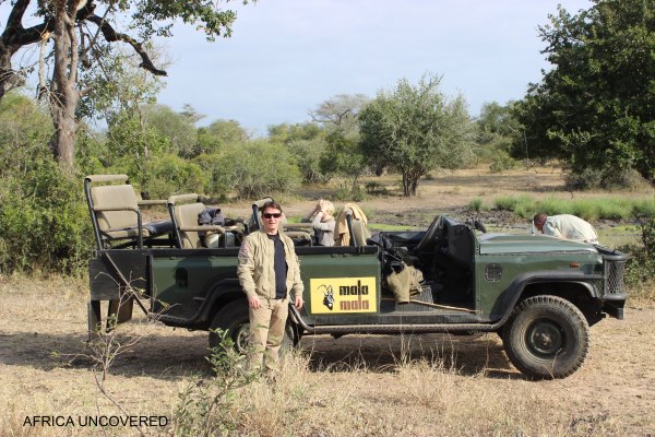 Mala Mala land rover